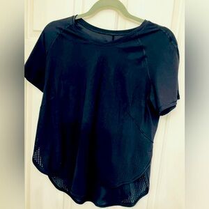 Lululemon black UV protection running short sleeve shirt